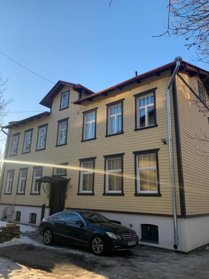 Rental Apartment Toom-Kuninga Tallinn Exterior photo